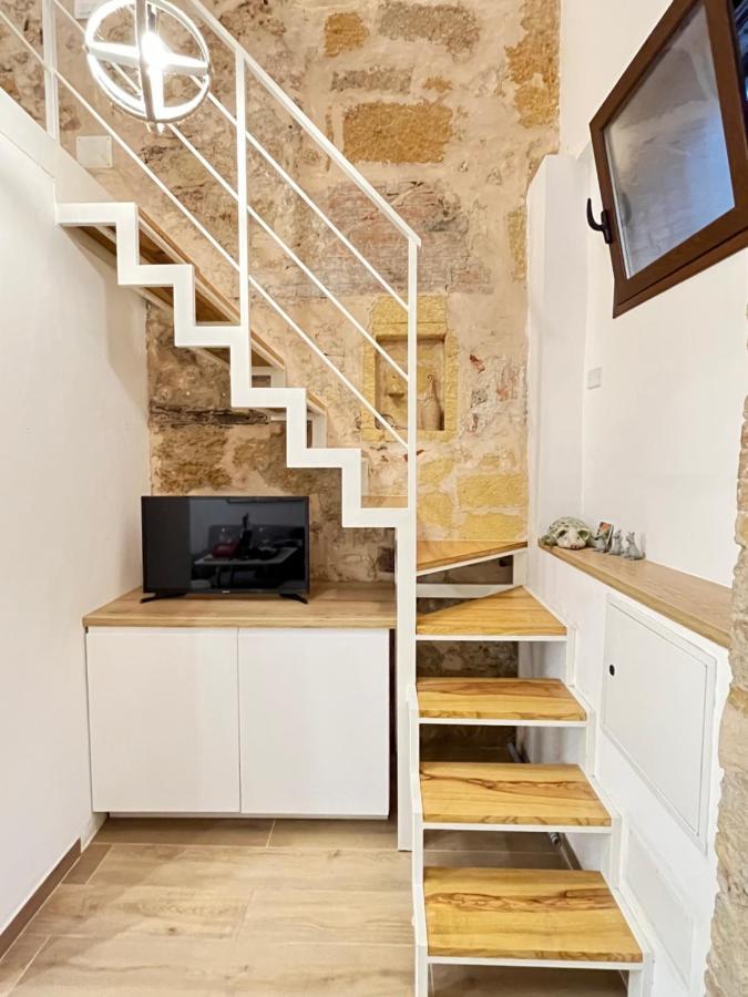 Central Apartments Палермо Экстерьер фото
